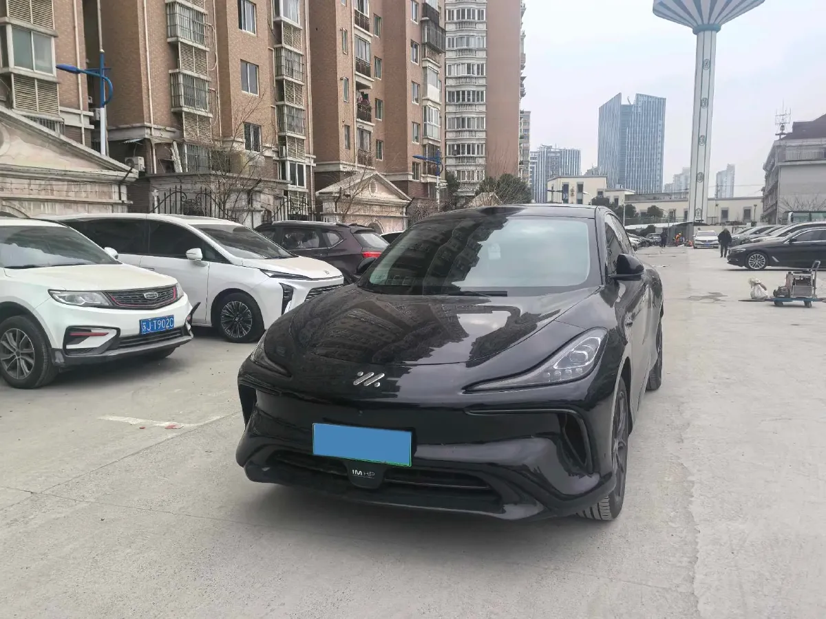 2023 IM LS6 BEV 71KWH,autocango,china used car exporter,china ev exporter,chinese used car exporter,chinese used ev exporter