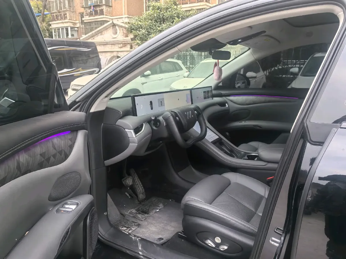 2023 IM LS6 BEV 71KWH,autocango,china used car exporter,china ev exporter,chinese used car exporter,chinese used ev exporter