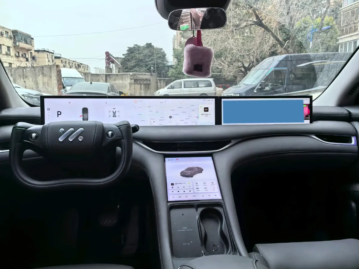 2023 IM LS6 BEV 71KWH,autocango,china used car exporter,china ev exporter,chinese used car exporter,chinese used ev exporter