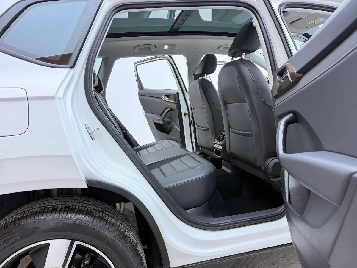 2021 Volkswagen Tharu 1.4T 150HP L4 7DCT,autocango,china used car exporter,china ev exporter,chinese used car exporter,chinese used ev exporter