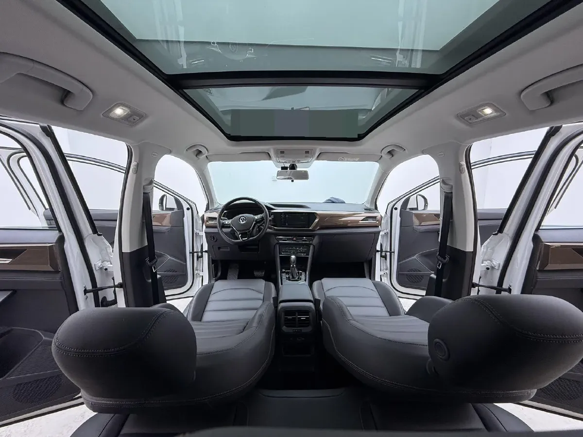 2021 Volkswagen Tharu 1.4T 150HP L4 7DCT,autocango,china used car exporter,china ev exporter,chinese used car exporter,chinese used ev exporter