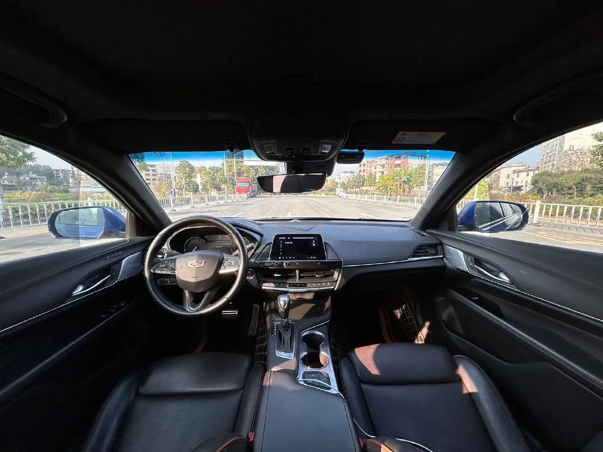 2020 Cadillac CT4 2.0T 237HP L4 8AT,autocango,china used car exporter,china ev exporter,chinese used car exporter,chinese used ev exporter