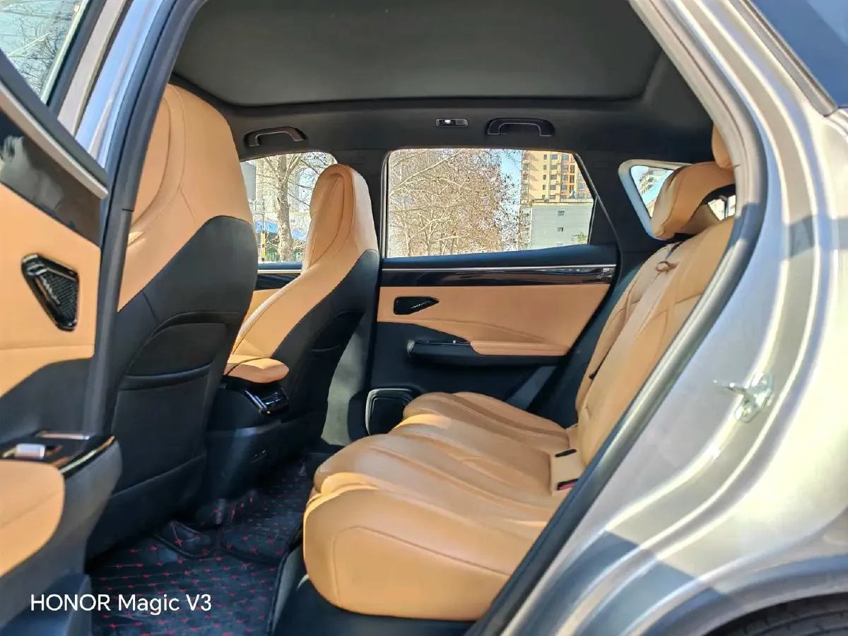 2023 Geely Galaxy L7 1.5T 163HP L4 3DHT PHEV 18.7KWH,autocango,china used car exporter,china ev exporter,chinese used car exporter,chinese used ev exporter