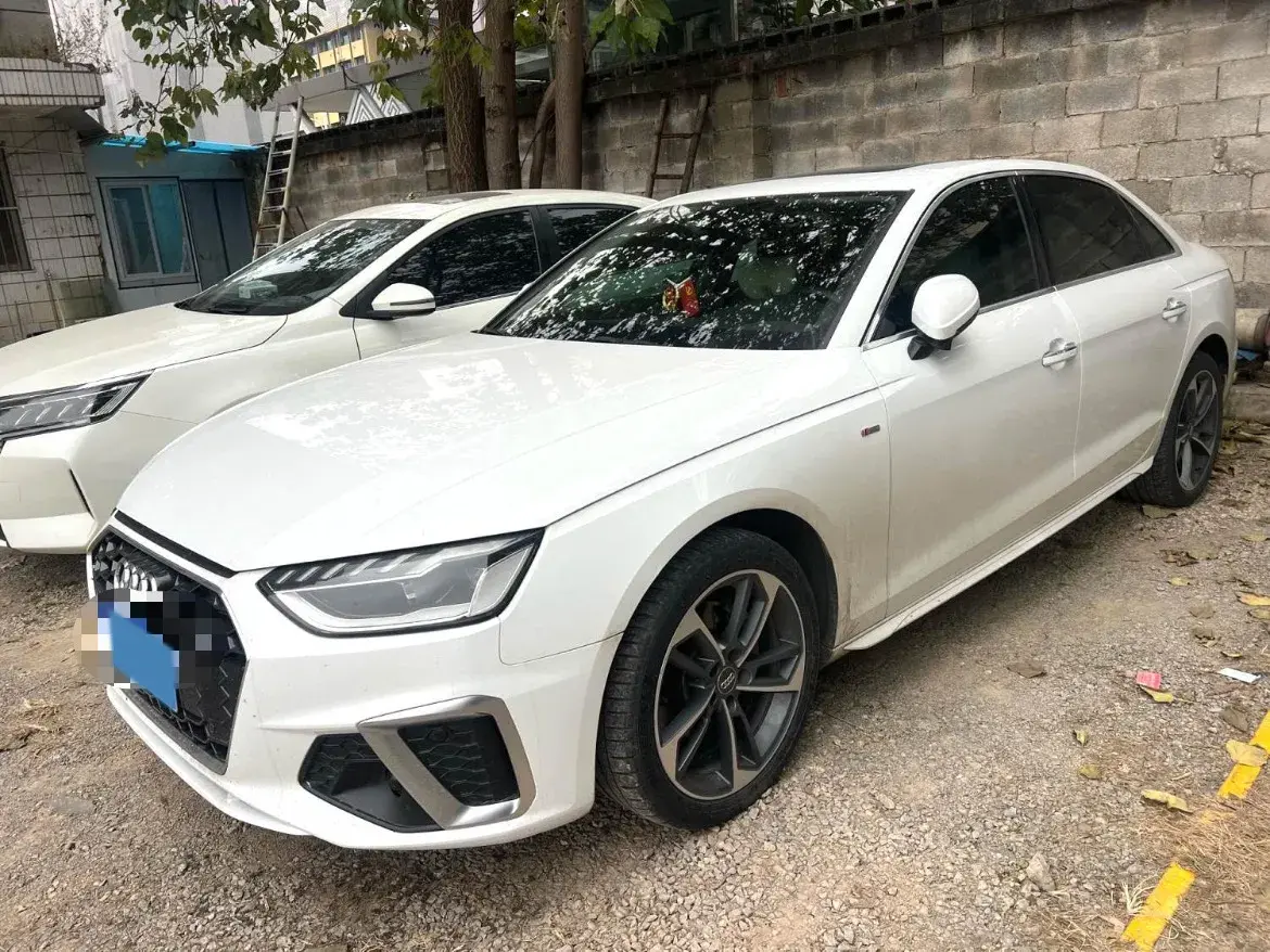 2020 Audi A4L 2.0T 190HP L4 7DCT