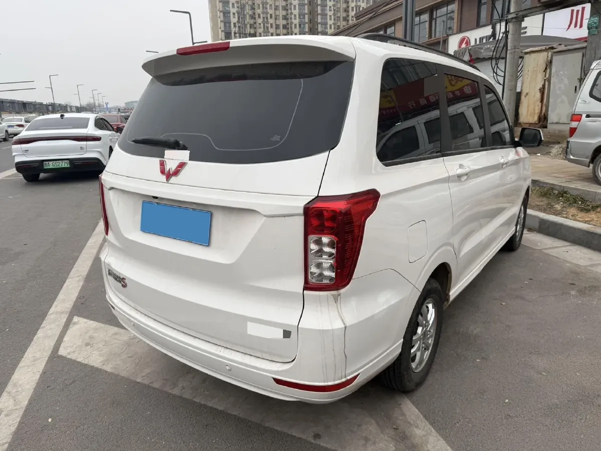 2021 Yema SiPaiKa 1.5L 109HP L4 5MT,autocango,china used car exporter,china ev exporter,chinese used car exporter,chinese used ev exporter