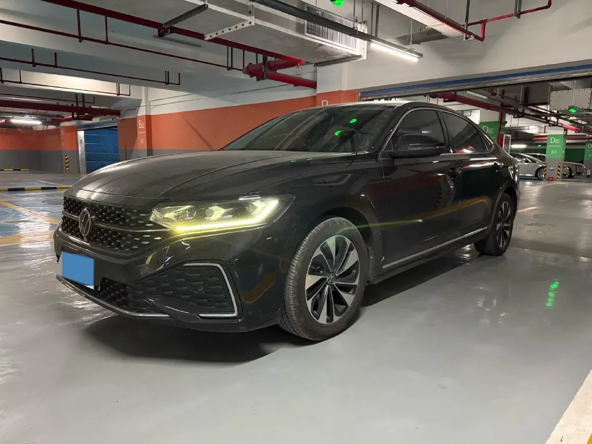 2022 Skoda Kodiak GT 2.0T 186HP L4 7DCT,autocango,china used car exporter,china ev exporter,chinese used car exporter,chinese used ev exporter