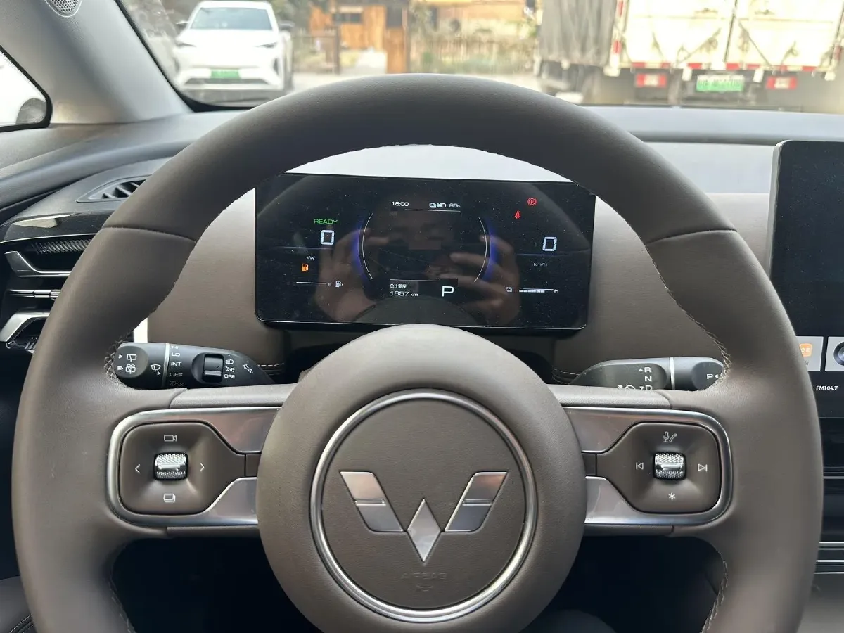 2025 Geely Galaxy L6 1.5L 112HP L4 1DHT PHEV 19.09KWH,autocango,china used car exporter,china ev exporter,chinese used car exporter,chinese used ev exporter