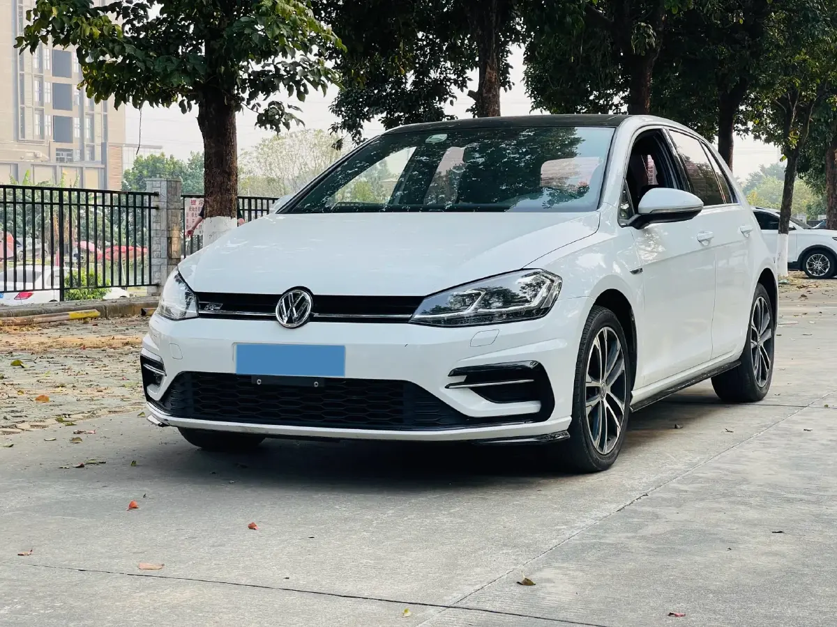 2018 Volkswagen Golf 1.4T 150HP L4 7DCT