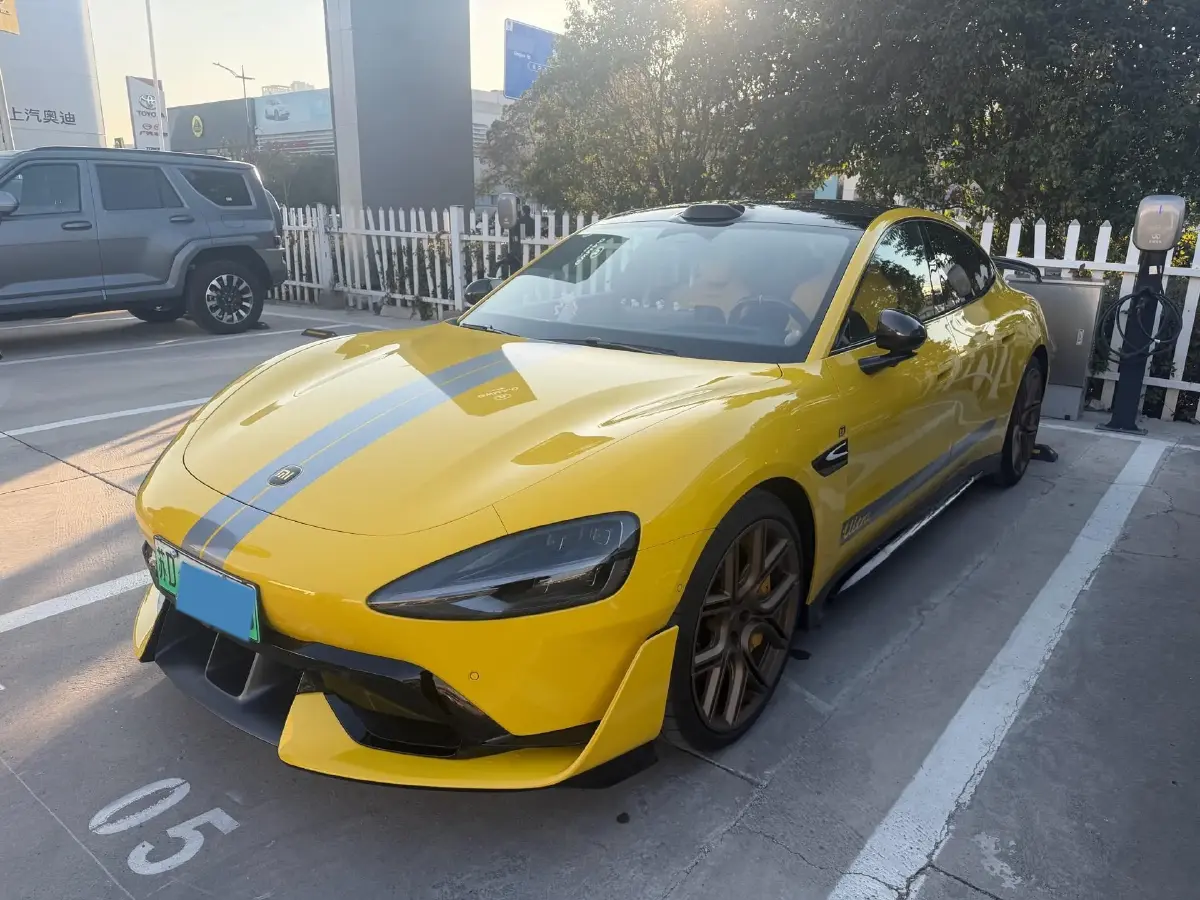 2025 MI SU7 Ultra BEV 93.7KWH