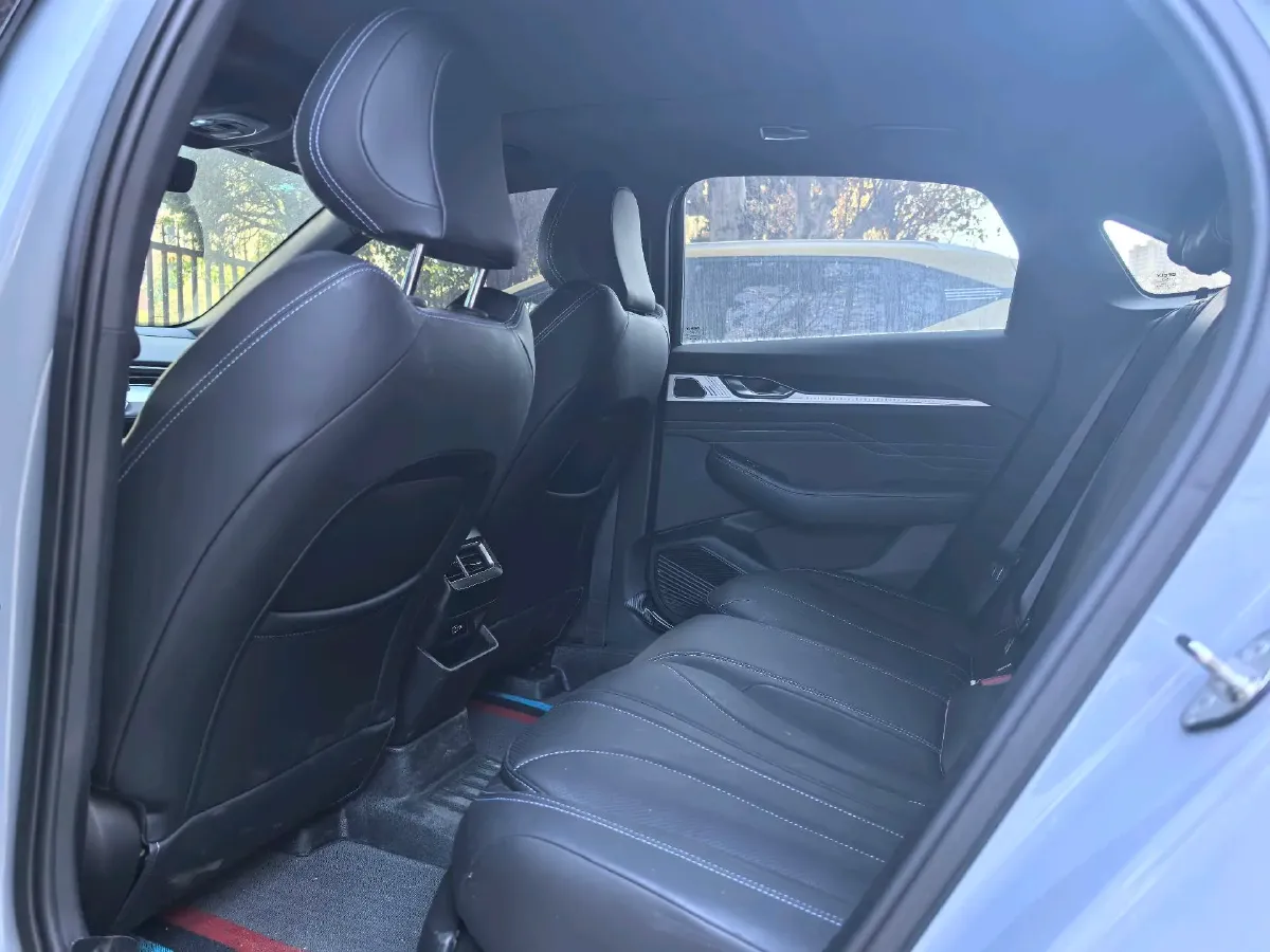 2025 Geely Preface 1.5T 181HP L4 7DCT,autocango,china used car exporter,china ev exporter,chinese used car exporter,chinese used ev exporter