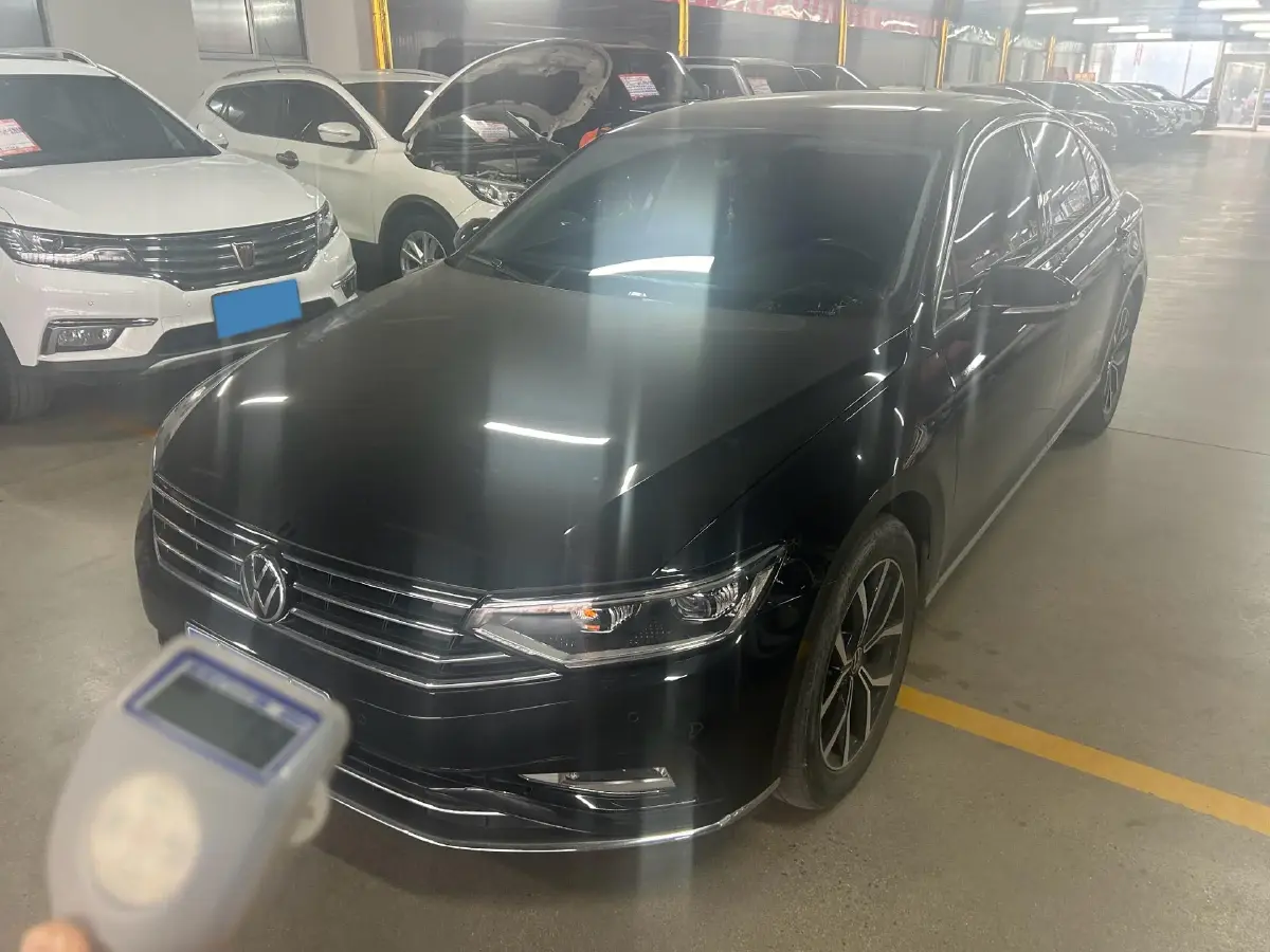 2023 Volkswagen Magotan 2.0T 186HP L4 7DCT