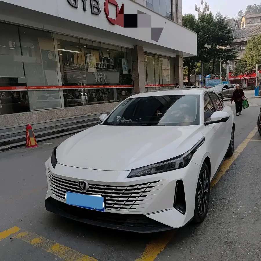 2023 ChangAn Oshan Z6 1.5T 188HP L4 7DCT