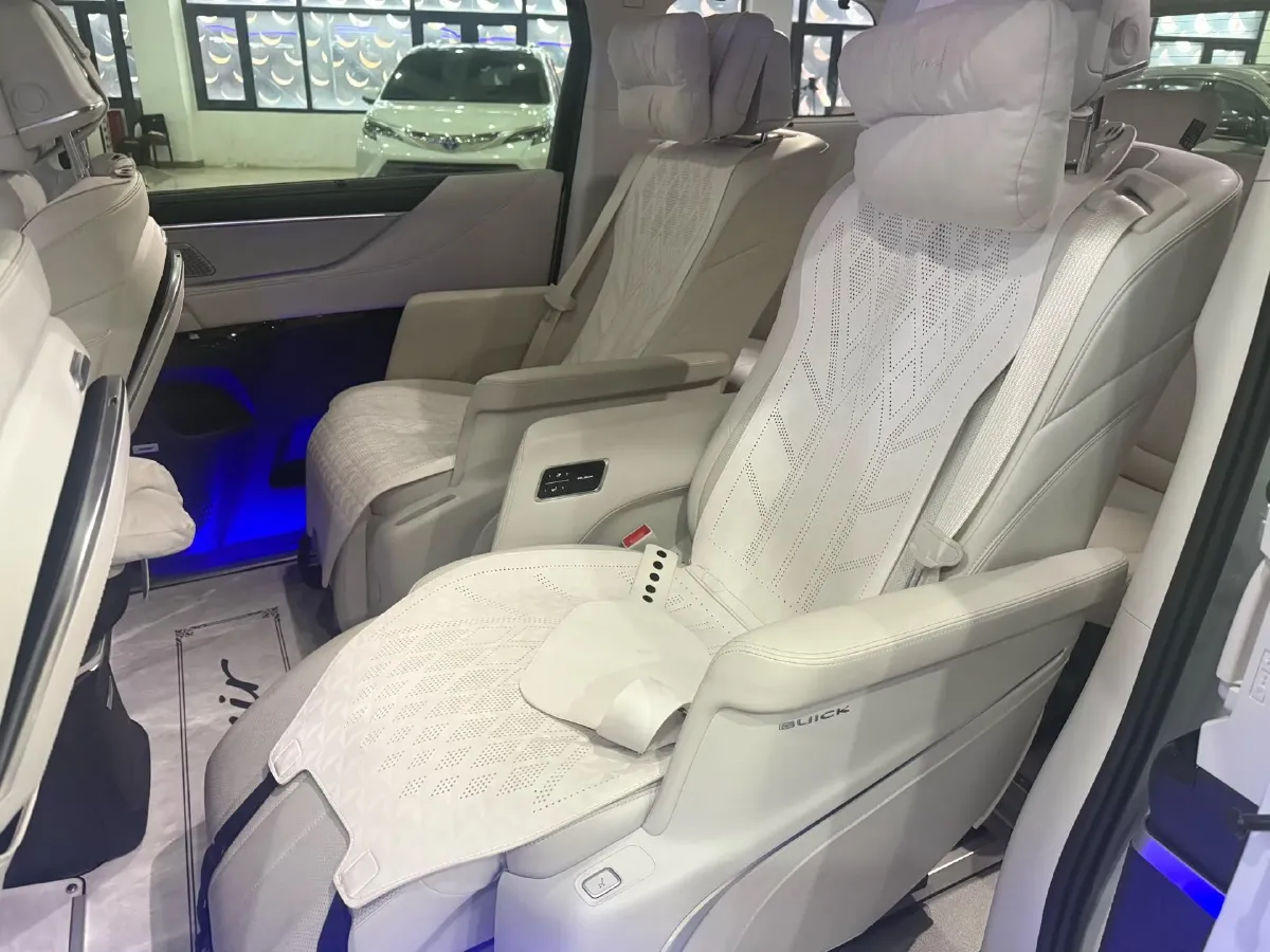 2024 Buick GL8 1.5T 180HP L4 2DHT PHEV 24.4KWH,autocango,china used car exporter,china ev exporter,chinese used car exporter,chinese used ev exporter