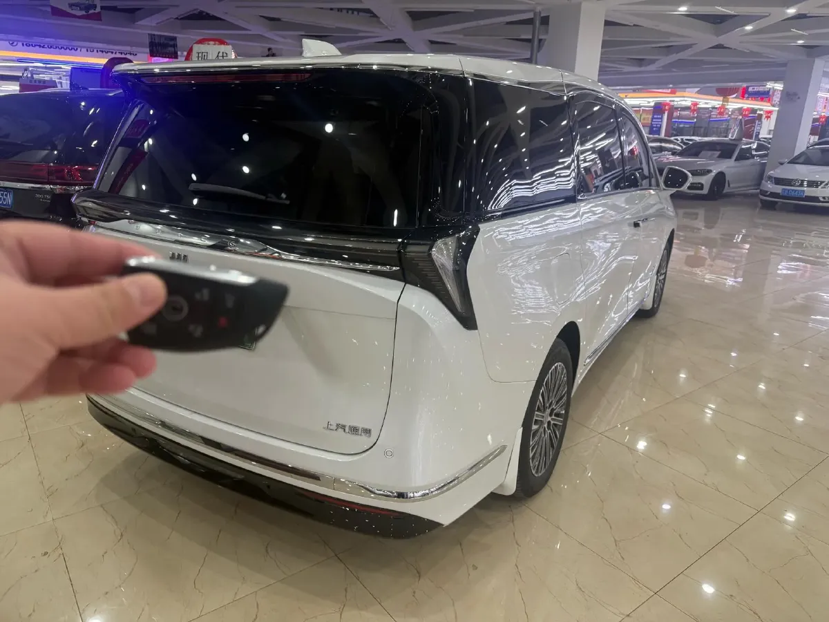 2024 Buick GL8 1.5T 180HP L4 2DHT PHEV 24.4KWH,autocango,china used car exporter,china ev exporter,chinese used car exporter,chinese used ev exporter