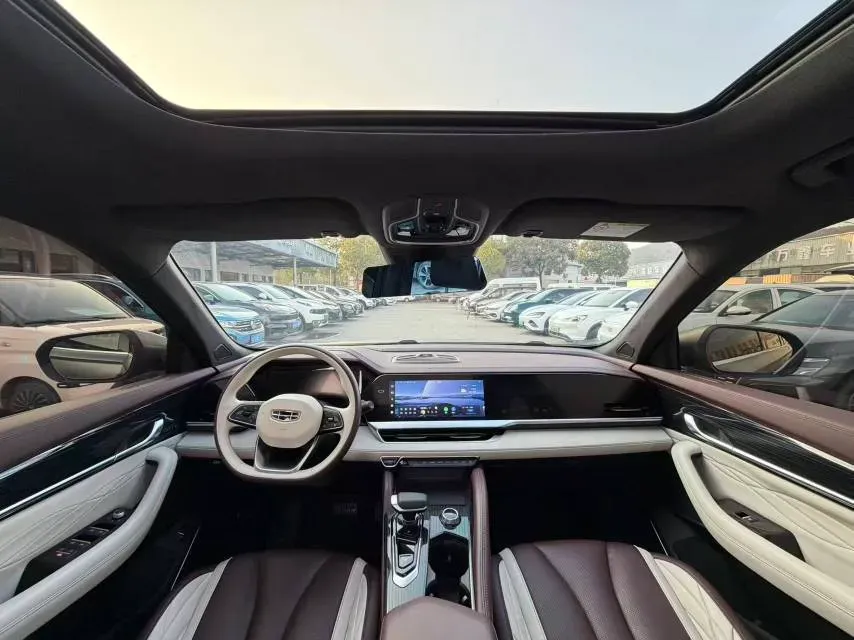 2021 Geely Monjaro 2.0T 218HP L4 7DCT,autocango,china used car exporter,china ev exporter,chinese used car exporter,chinese used ev exporter