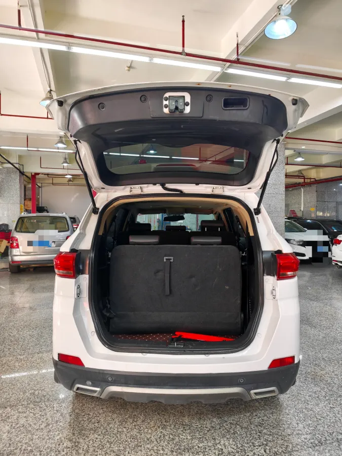 2017 LiFan MaiWei 1.8L 133HP L4 5MT,autocango,china used car exporter,china ev exporter,chinese used car exporter,chinese used ev exporter