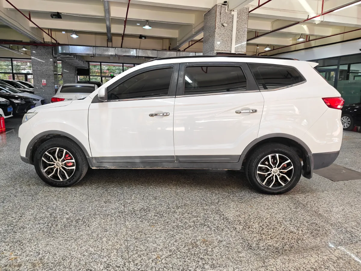 2017 LiFan MaiWei 1.8L 133HP L4 5MT,autocango,china used car exporter,china ev exporter,chinese used car exporter,chinese used ev exporter