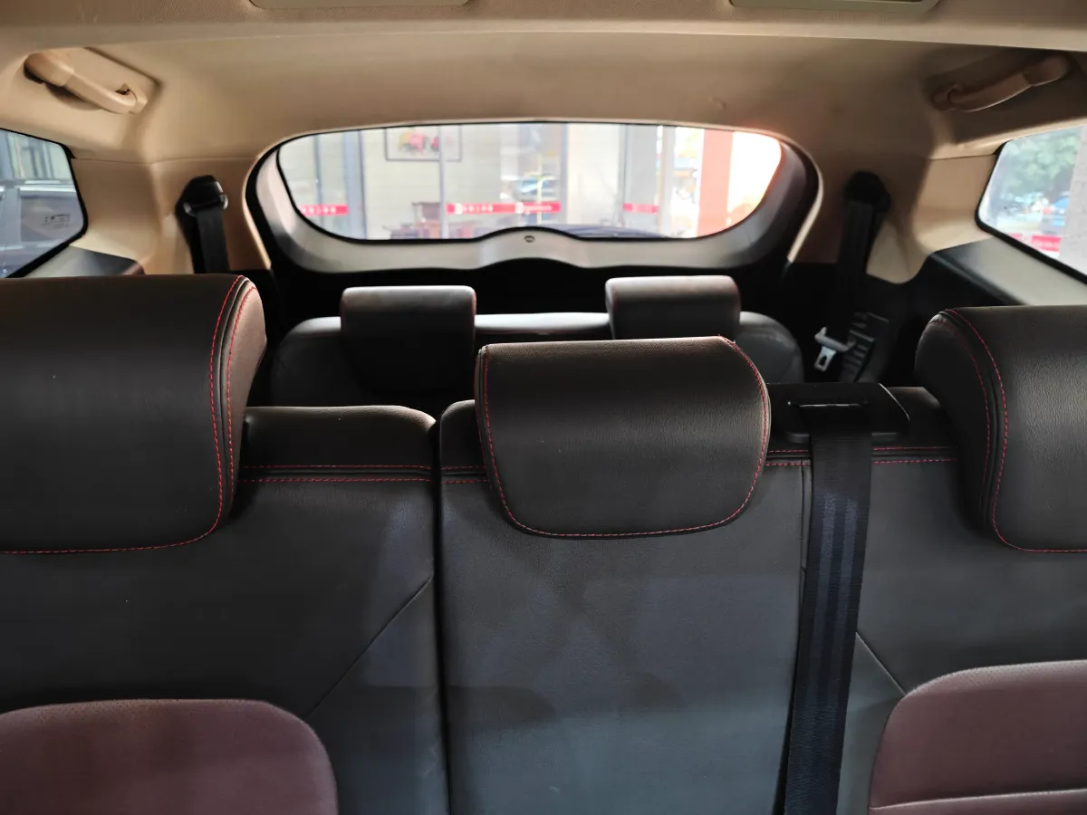 2017 LiFan MaiWei 1.8L 133HP L4 5MT,autocango,china used car exporter,china ev exporter,chinese used car exporter,chinese used ev exporter