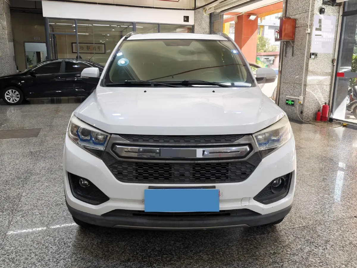 2017 LiFan MaiWei 1.8L 133HP L4 5MT,autocango,china used car exporter,china ev exporter,chinese used car exporter,chinese used ev exporter
