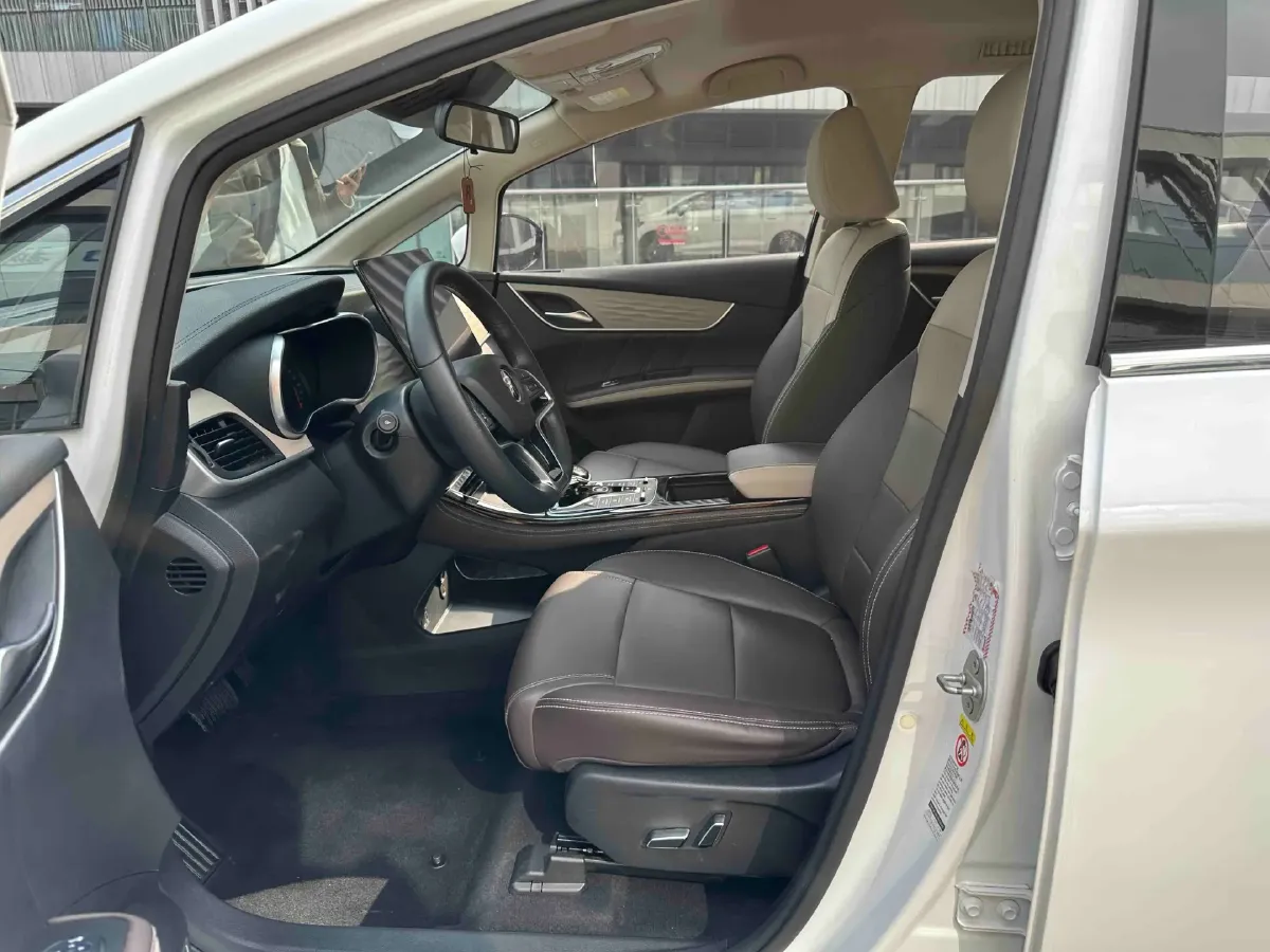 2022 Skyworth HT-i 1.5L 110HP L4 E-CVT PHEV 21.68KWH,autocango,china used car exporter,china ev exporter,chinese used car exporter,chinese used ev exporter