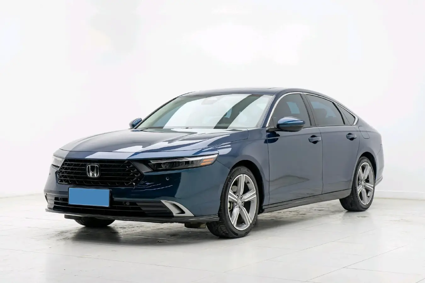 2023 Honda Accord 1.5T 192HP L4 CVT