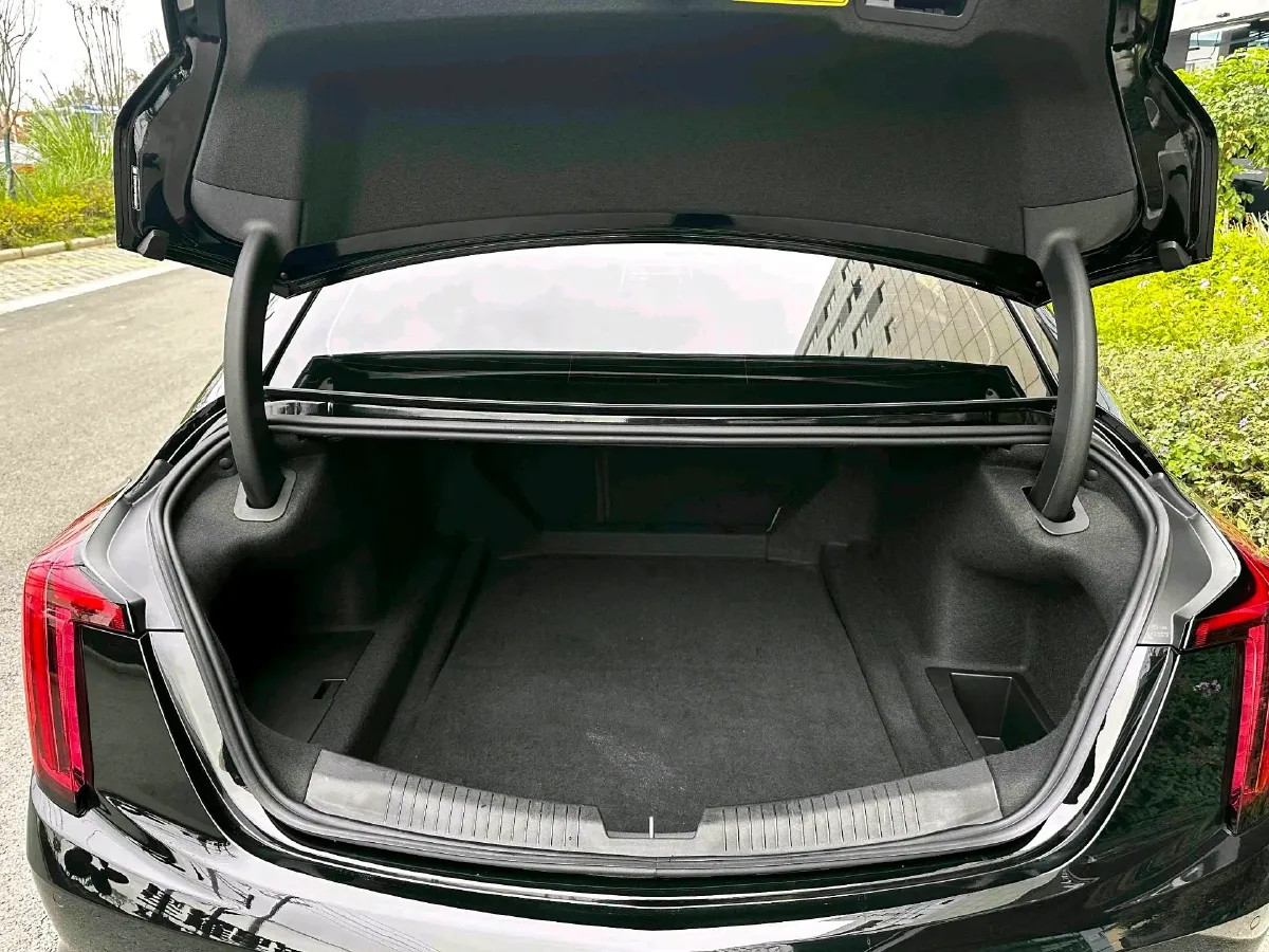 2022 Cadillac CT5 2.0T 237HP L4 10AT,autocango,china used car exporter,china ev exporter,chinese used car exporter,chinese used ev exporter