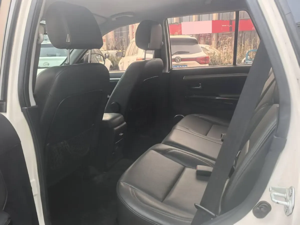 2016 Haval H5 Class 2.0T 190HP L4 6MT,autocango,china used car exporter,china ev exporter,chinese used car exporter,chinese used ev exporter