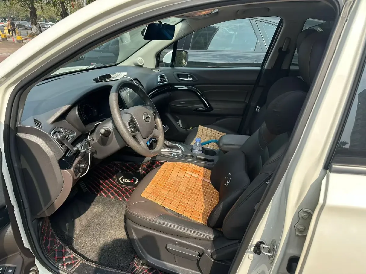 2017 GAC Trumpchi GS4 1.5T 152HP L4 6AT,autocango,china used car exporter,china ev exporter,chinese used car exporter,chinese used ev exporter