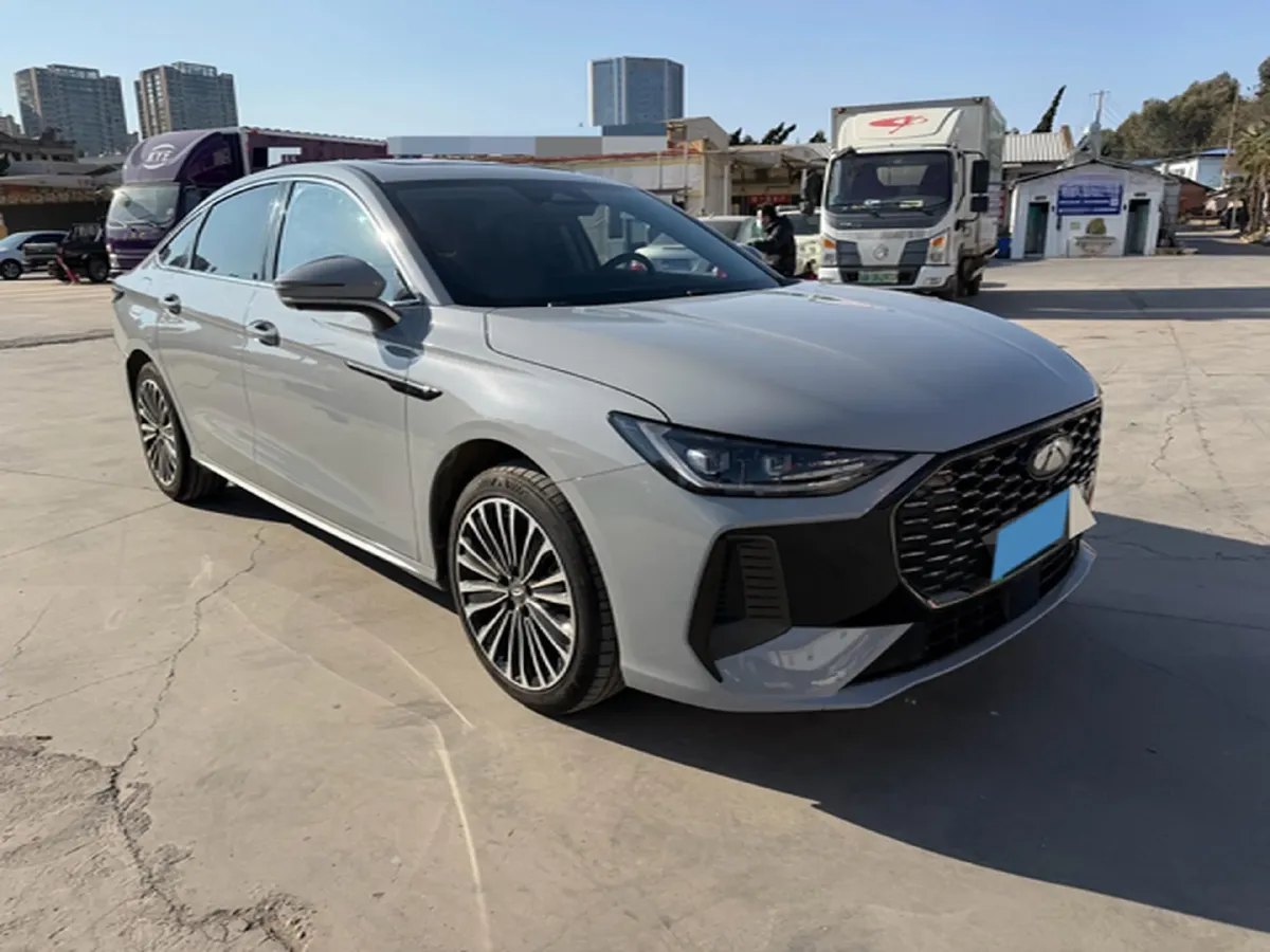2025 Fulwin FulwinA8L 1.5T 156HP L4 1DHT PHEV 18.67KWH,autocango,china used car exporter,china ev exporter,chinese used car exporter,chinese used ev exporter