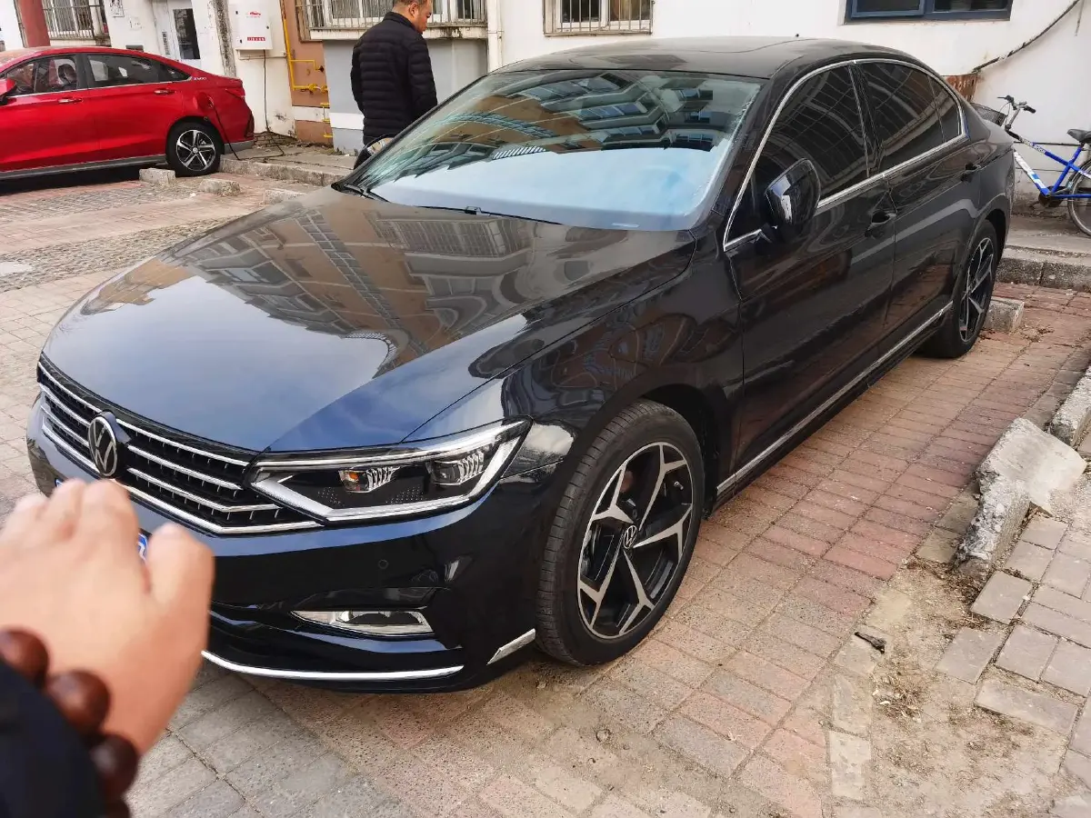 2024 Volkswagen Magotan 2.0T 186HP L4 7DCT