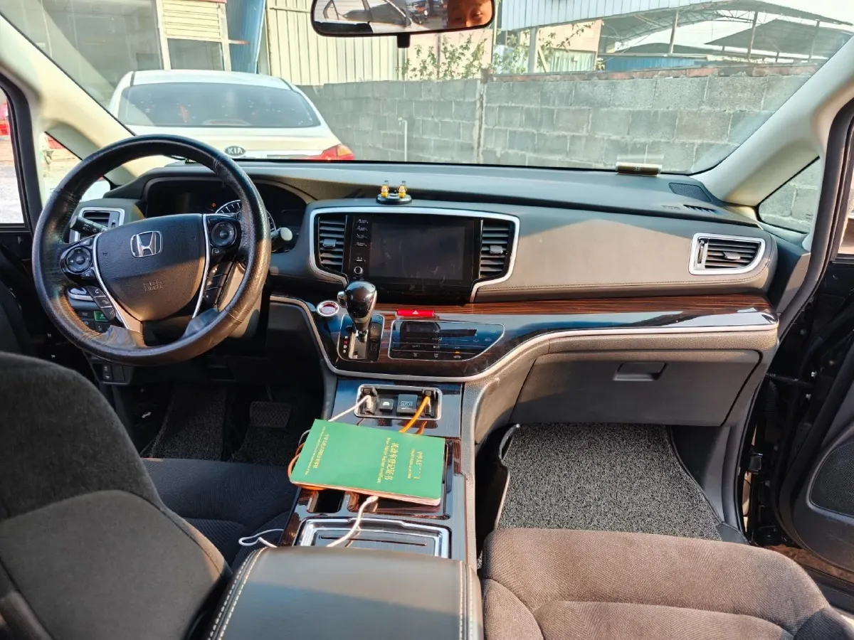 2021 Honda Odyssey 2.0L 146HP L4 E-CVT Hybrid,autocango,china used car exporter,china ev exporter,chinese used car exporter,chinese used ev exporter