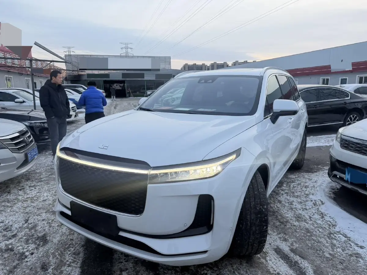 2020 Li ONE Range Extended 131HP REEV 40.5KWH