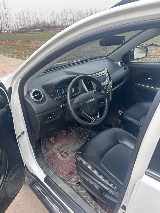 2017 Haval H1 1.5L 106HP L4 5MT,autocango,china used car exporter,china ev exporter,chinese used car exporter,chinese used ev exporter