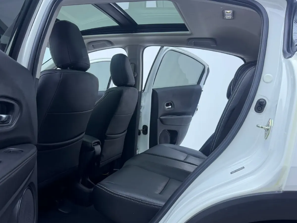 2020 Honda Vezel 1.5L 131HP L4 CVT,autocango,china used car exporter,china ev exporter,chinese used car exporter,chinese used ev exporter