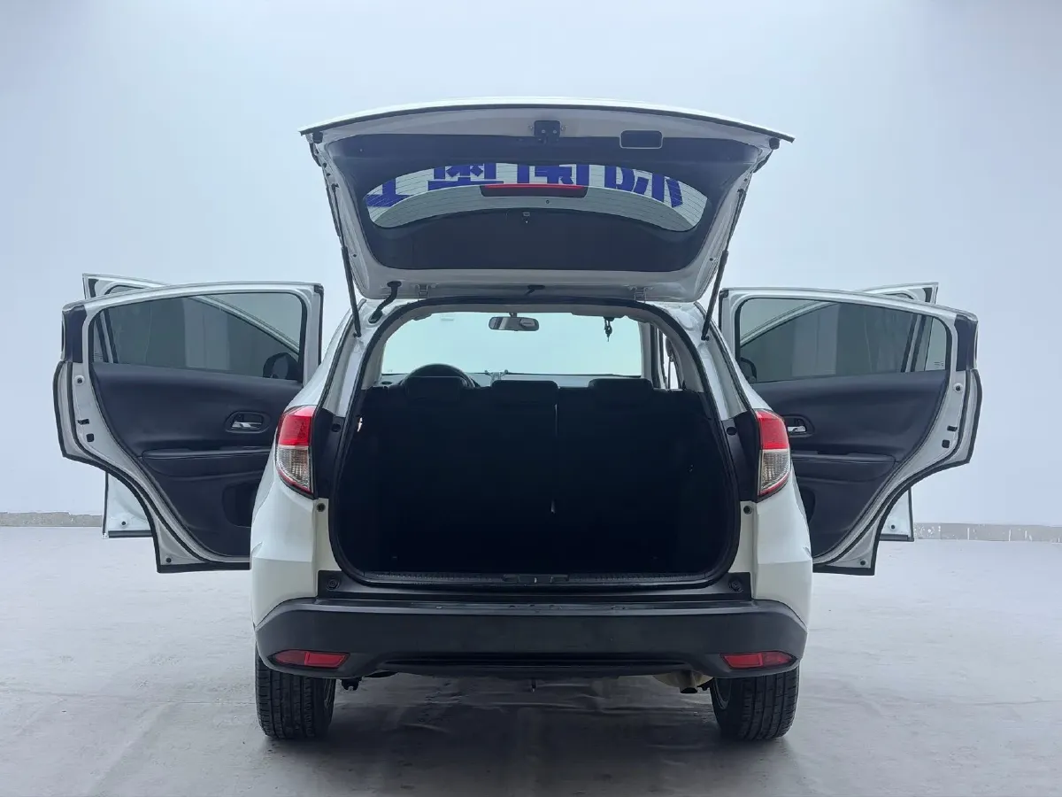 2020 Honda Vezel 1.5L 131HP L4 CVT,autocango,china used car exporter,china ev exporter,chinese used car exporter,chinese used ev exporter