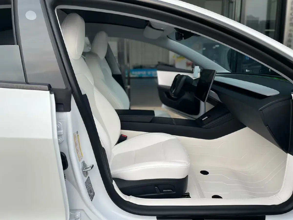 2023 Buick EnvisionPlus 2.0T 237HP L4 9AT,autocango,china used car exporter,china ev exporter,chinese used car exporter,chinese used ev exporter