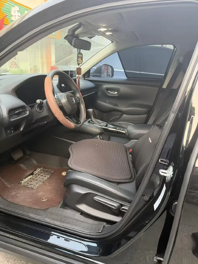 2023 Honda HR-V 1.5T 182HP L4 CVT,autocango,china used car exporter,china ev exporter,chinese used car exporter,chinese used ev exporter