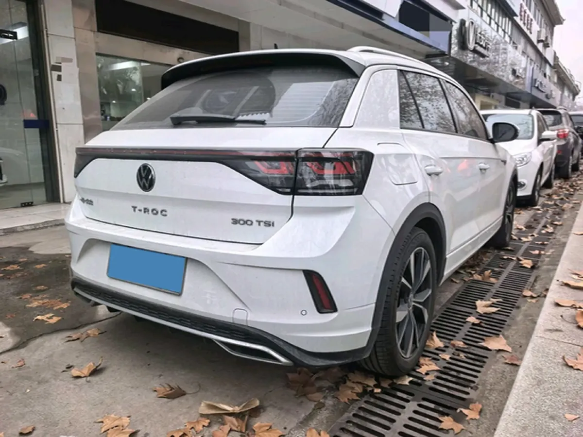 2023 Volkswagen T-Roc 1.5T 160HP L4 7DCT,autocango,china used car exporter,china ev exporter,chinese used car exporter,chinese used ev exporter