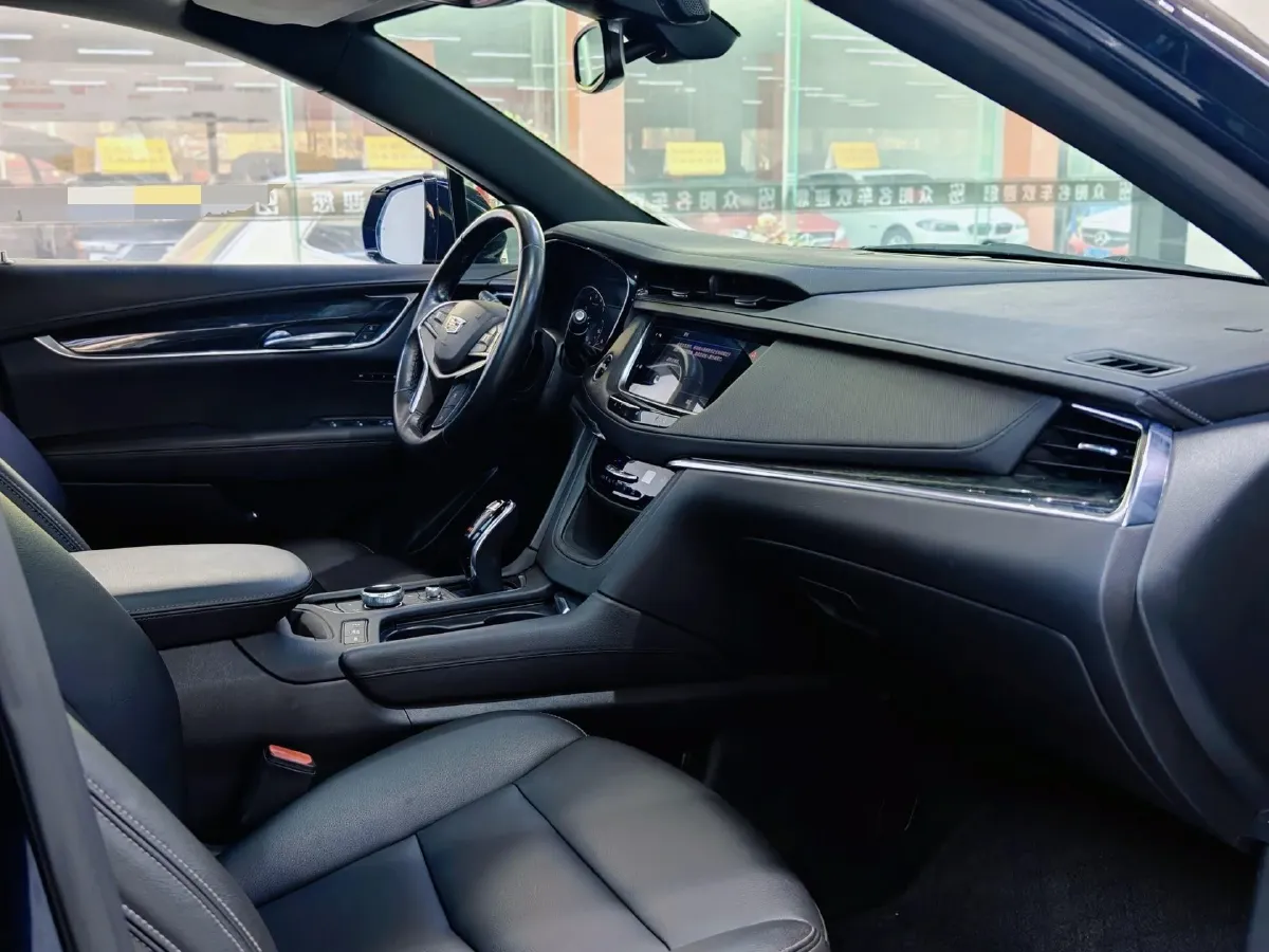 2021 Cadillac XT5 2.0T 237HP L4 9AT,autocango,china used car exporter,china ev exporter,chinese used car exporter,chinese used ev exporter