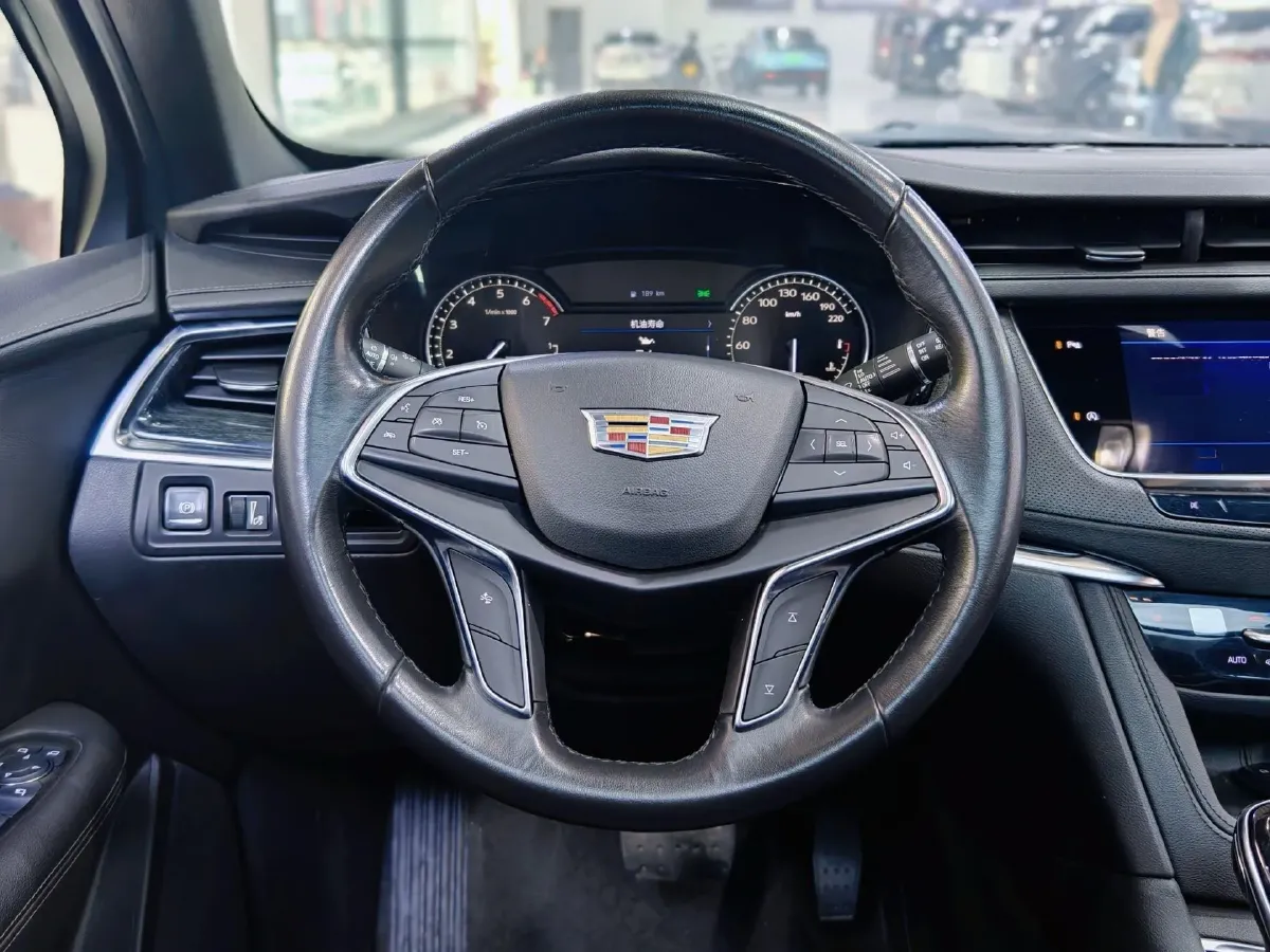2021 Cadillac XT5 2.0T 237HP L4 9AT,autocango,china used car exporter,china ev exporter,chinese used car exporter,chinese used ev exporter