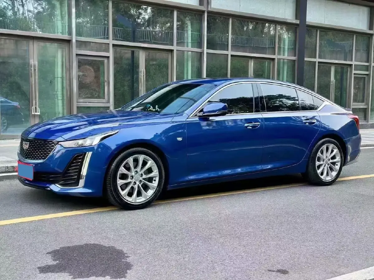 2021 Cadillac CT5 2.0T 237HP L4 10AT