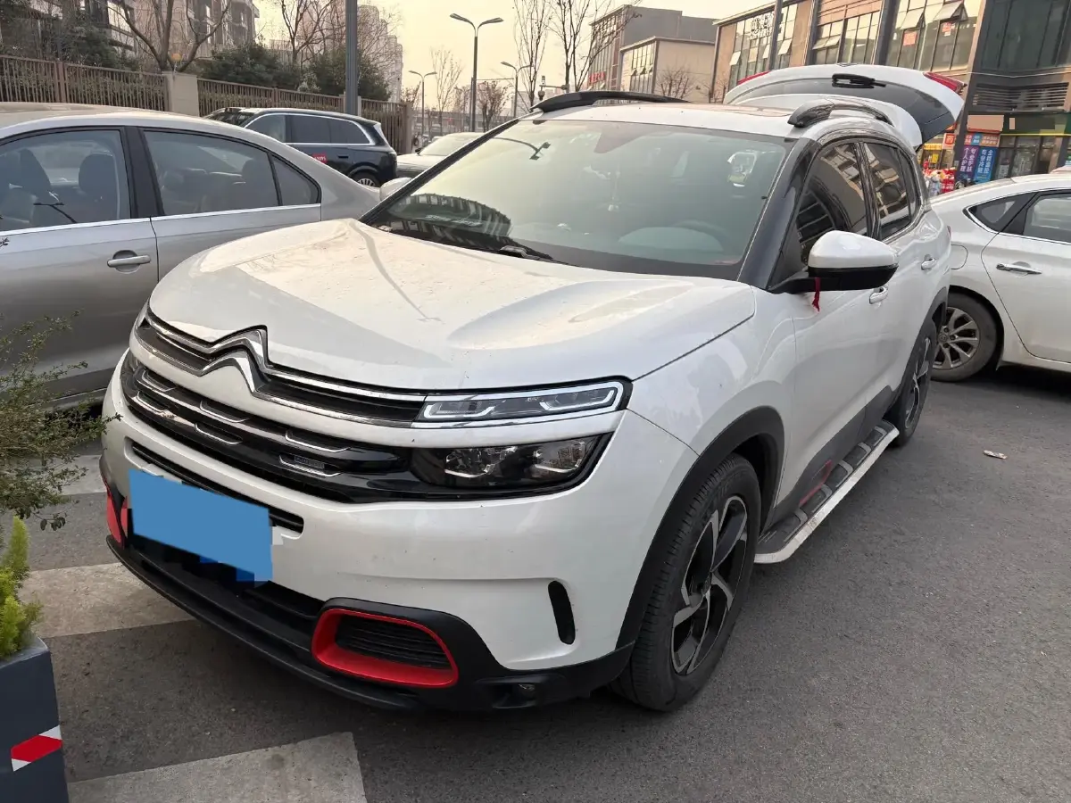2019 Citroen C5 Aircross 1.6T 170HP L4 6AT