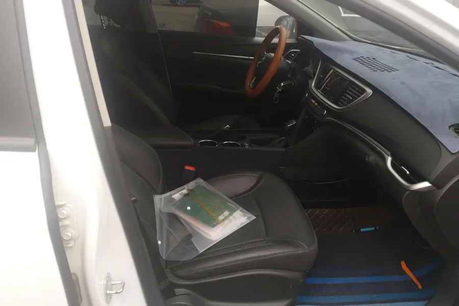 2021 Buick Excelle 1.5L 113HP L4 6AT,autocango,china used car exporter,china ev exporter,chinese used car exporter,chinese used ev exporter