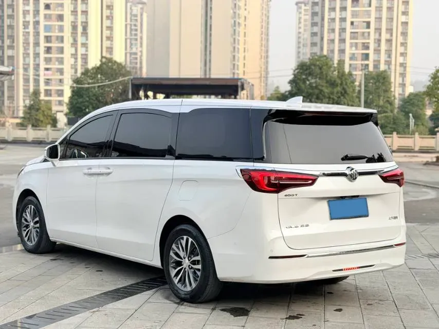 2022 Buick GL8 2.0T 237HP L4 9AT,autocango,china used car exporter,china ev exporter,chinese used car exporter,chinese used ev exporter