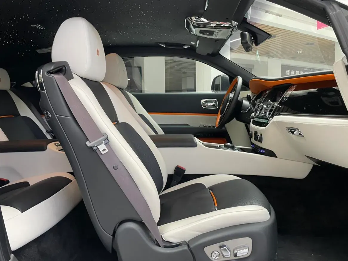 2017 Rolls-Royce Wraith 6.6T 632HP V12 8AT,autocango,china used car exporter,china ev exporter,chinese used car exporter,chinese used ev exporter
