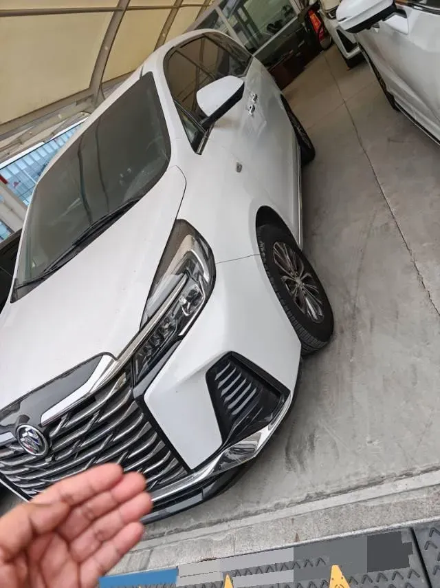 2023 Buick GL8 2.0T 237HP L4 9AT,autocango,china used car exporter,china ev exporter,chinese used car exporter,chinese used ev exporter