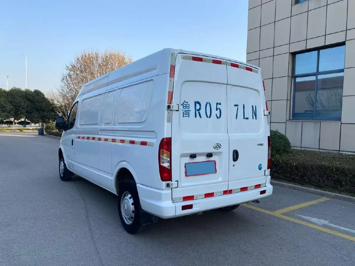 2023 DongFeng DFAC YuFeng 2.0T 136HP L4 6MT,autocango,china used car exporter,china ev exporter,chinese used car exporter,chinese used ev exporter