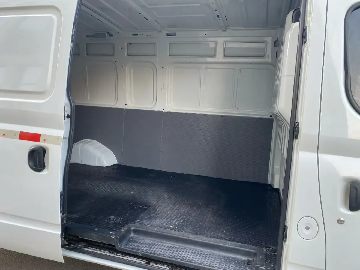 2023 DongFeng DFAC YuFeng 2.0T 136HP L4 6MT,autocango,china used car exporter,china ev exporter,chinese used car exporter,chinese used ev exporter