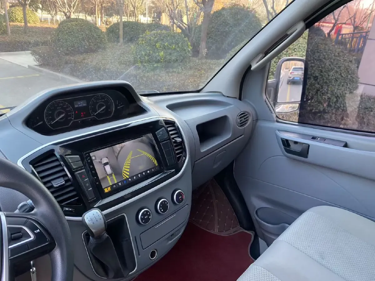 2023 DongFeng DFAC YuFeng 2.0T 136HP L4 6MT,autocango,china used car exporter,china ev exporter,chinese used car exporter,chinese used ev exporter