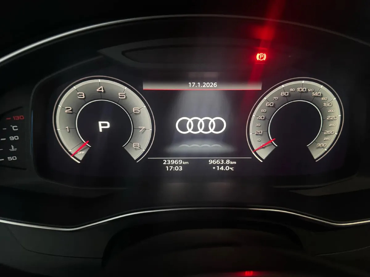 2024 Audi A6L 2.0T 245HP L4 7DCT,autocango,china used car exporter,china ev exporter,chinese used car exporter,chinese used ev exporter